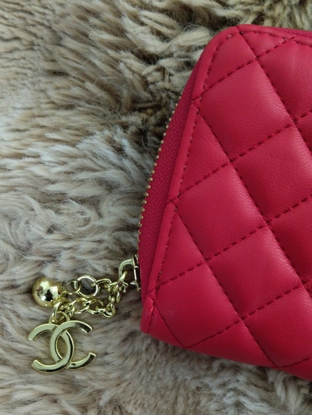 Red Wallet - Picture 7 of 8